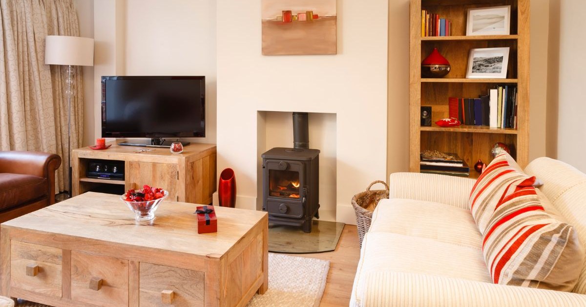 Budget-Friendly Hacks for a Cozy Home