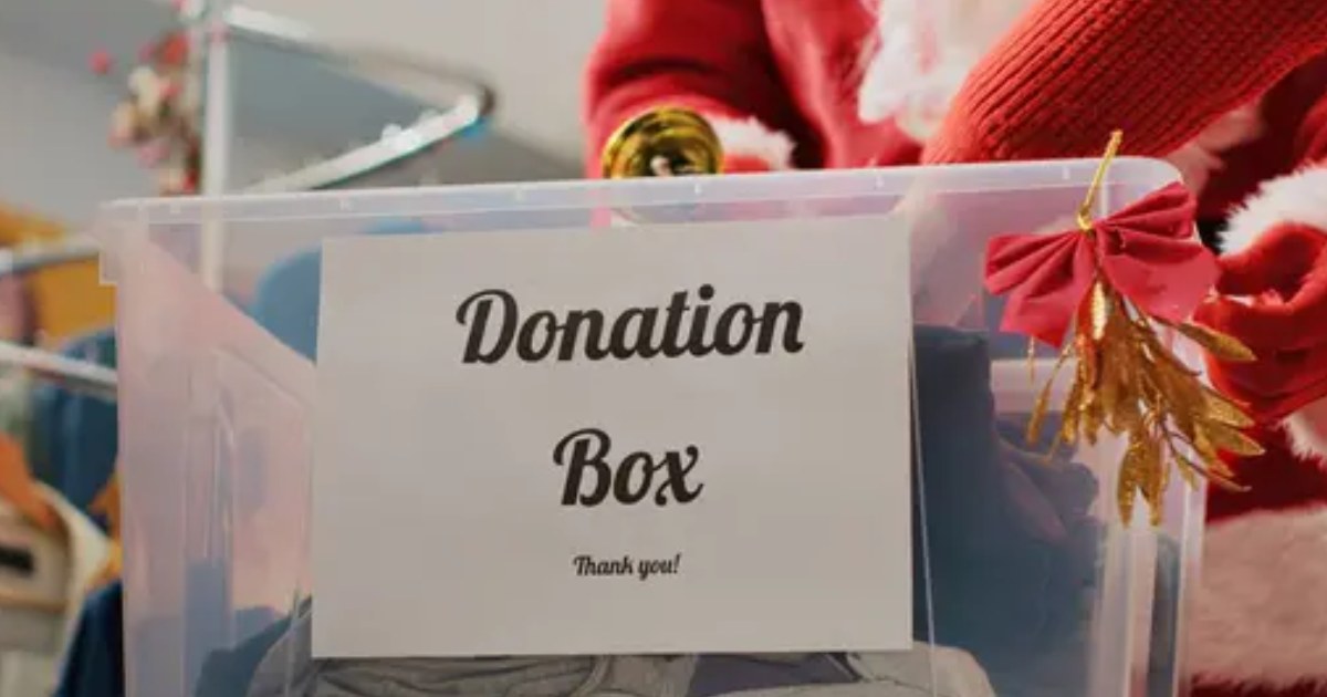 Don’t Be a Scrooge: 15 Ways to Give Back During the Holiday Season