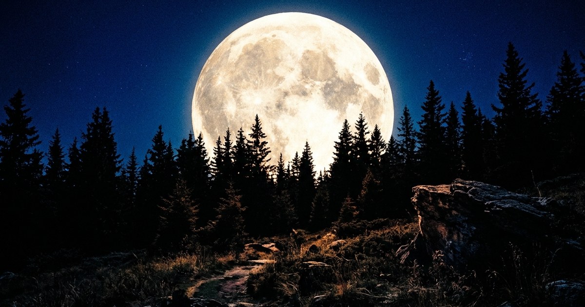 The strawberry moon is a supermoon this year — here’s what that actually means